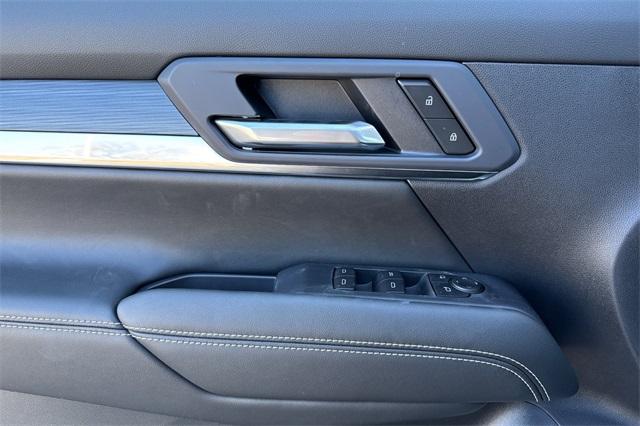 2025 GMC Terrain Vehicle Photo in ELK GROVE, CA 95757-8703