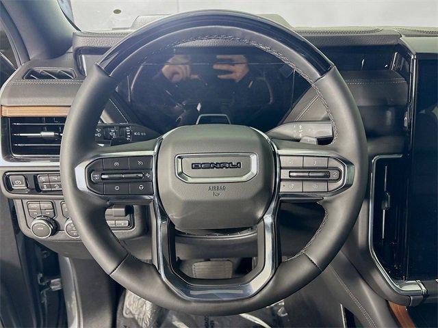 2025 GMC Yukon XL Vehicle Photo in PUYALLUP, WA 98371-4149