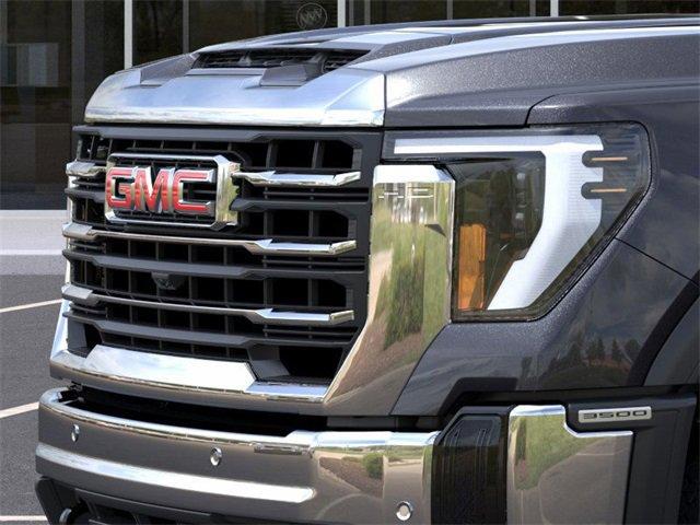 2025 GMC Sierra 3500 HD Vehicle Photo in PUYALLUP, WA 98371-4149