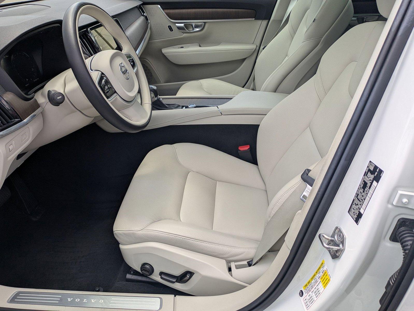 2021 Volvo V90 Cross Country Vehicle Photo in Coconut Creek, FL 33073