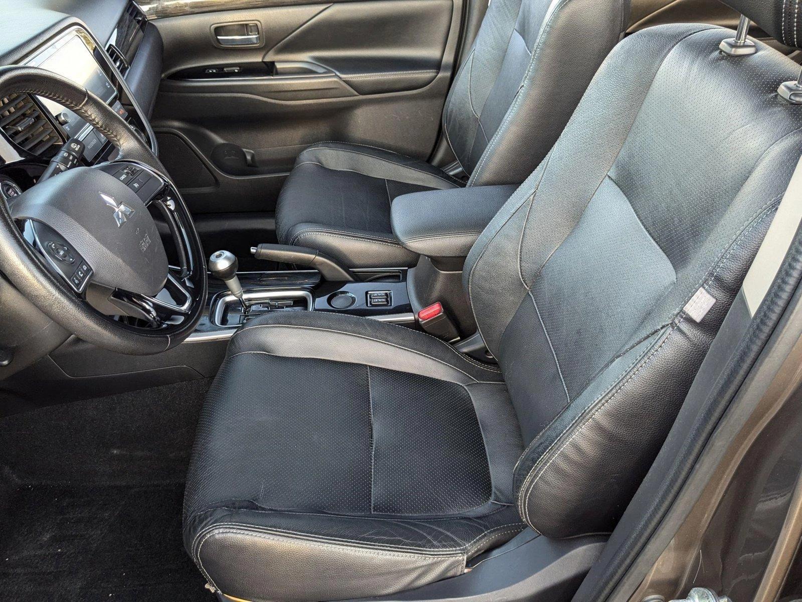 2017 Mitsubishi Outlander Vehicle Photo in MIAMI, FL 33134-2699