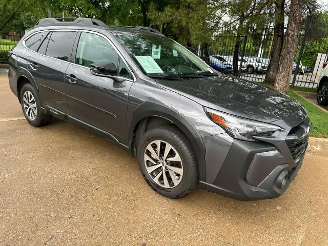 2025 Subaru Outback Vehicle Photo in DALLAS, TX 75209
