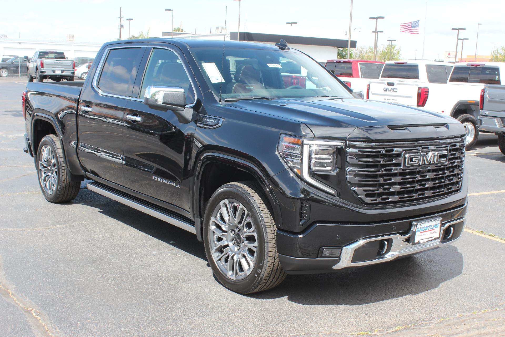 2025 GMC Sierra 1500 Vehicle Photo in AURORA, CO 80012-4011