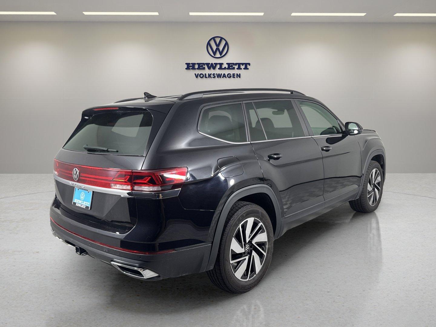 2024 Volkswagen Atlas Vehicle Photo in Georgetown, TX 78626