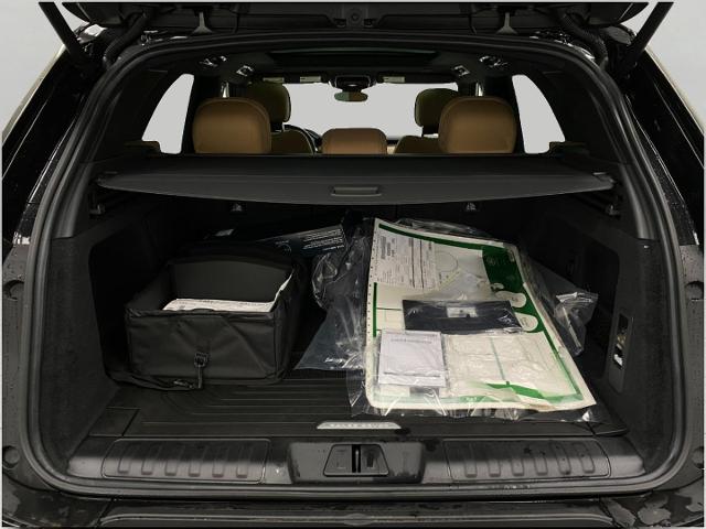 2025 Range Rover Sport Vehicle Photo in Appleton, WI 54913