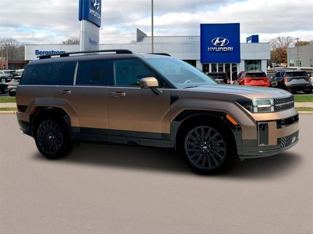 2025 Hyundai SANTA FE Vehicle Photo in Green Bay, WI 54304