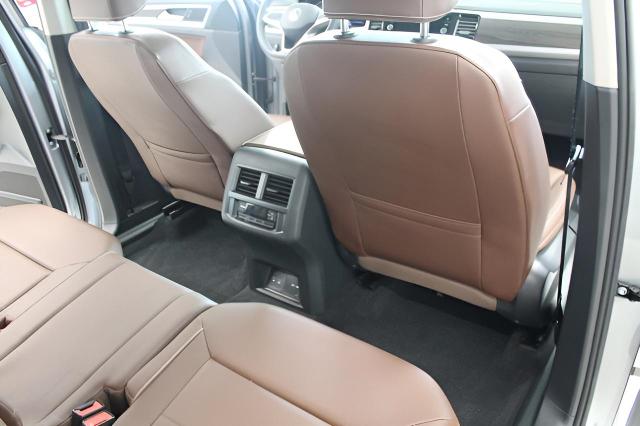 2023 Volkswagen Atlas Vehicle Photo in Green Bay, WI 54304
