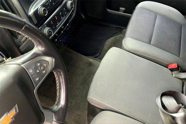 2014 Chevrolet Silverado 1500 Vehicle Photo in TOPEKA, KS 66609-0000