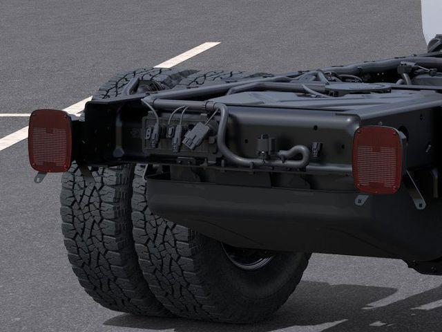 2025 Chevrolet Silverado 3500 HD Chassis Cab Vehicle Photo in PAWLING, NY 12564-3219