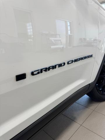 2024 Jeep Grand Cherokee L Vehicle Photo in Peoria, IL 61615