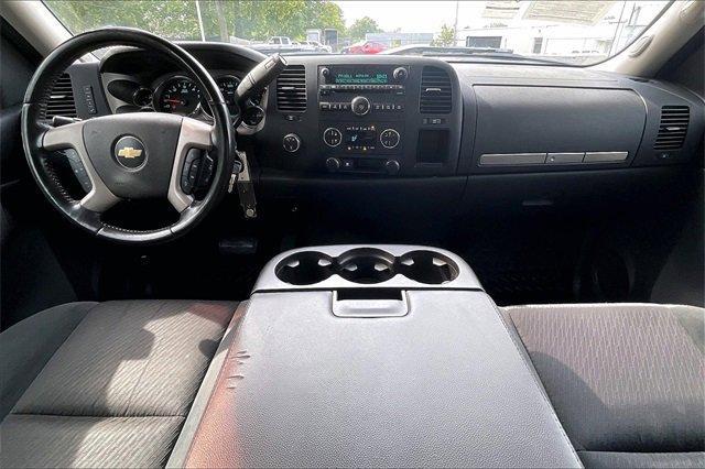 2009 Chevrolet Silverado 2500 HD Vehicle Photo in INDEPENDENCE, MO 64055-1314