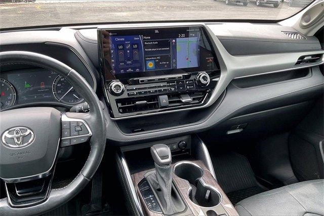 2021 Toyota Highlander Vehicle Photo in INDEPENDENCE, MO 64055-1314