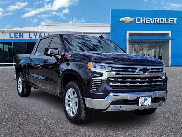 2024 Chevrolet Silverado 1500 Vehicle Photo in AURORA, CO 80011-6998