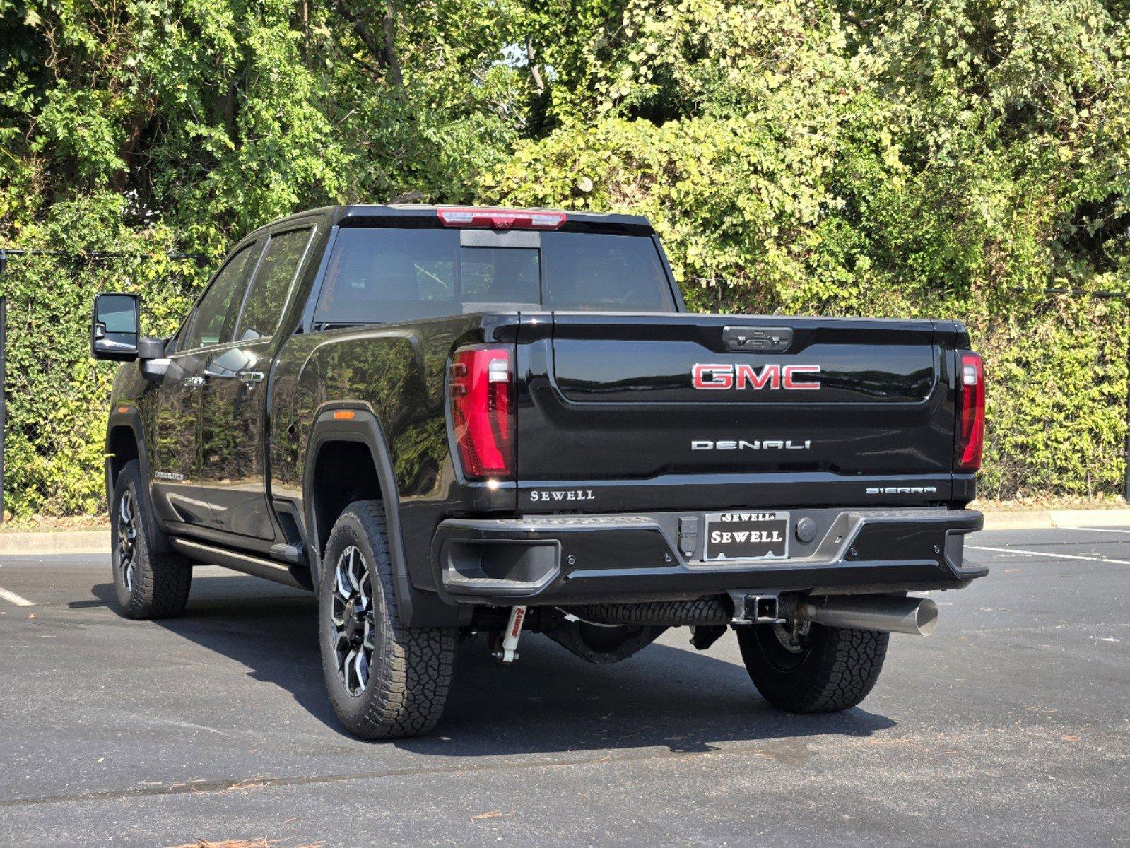 2024 GMC Sierra 2500 HD Vehicle Photo in DALLAS, TX 75209-3016