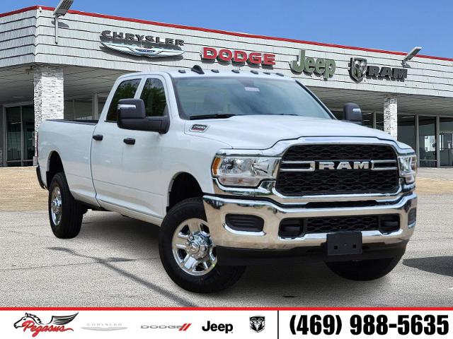 2024 Ram 2500 Vehicle Photo in Ennis, TX 75119-5114