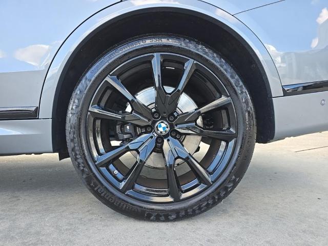 2023 BMW X7 xDrive40i Vehicle Photo in LAFAYETTE, LA 70503-4541