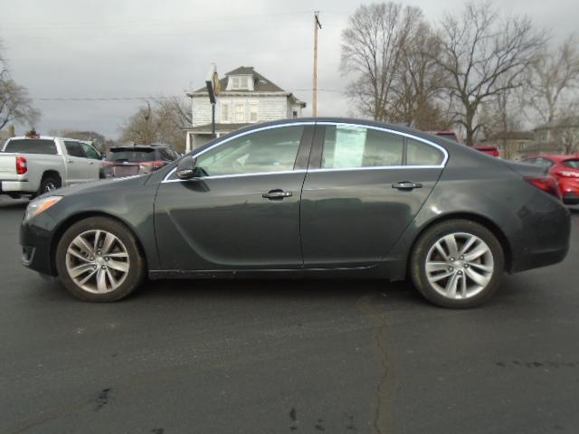 Used 2015 Buick Regal Premium 1 with VIN 2G4GN5EX1F9126946 for sale in Shelbyville, IL