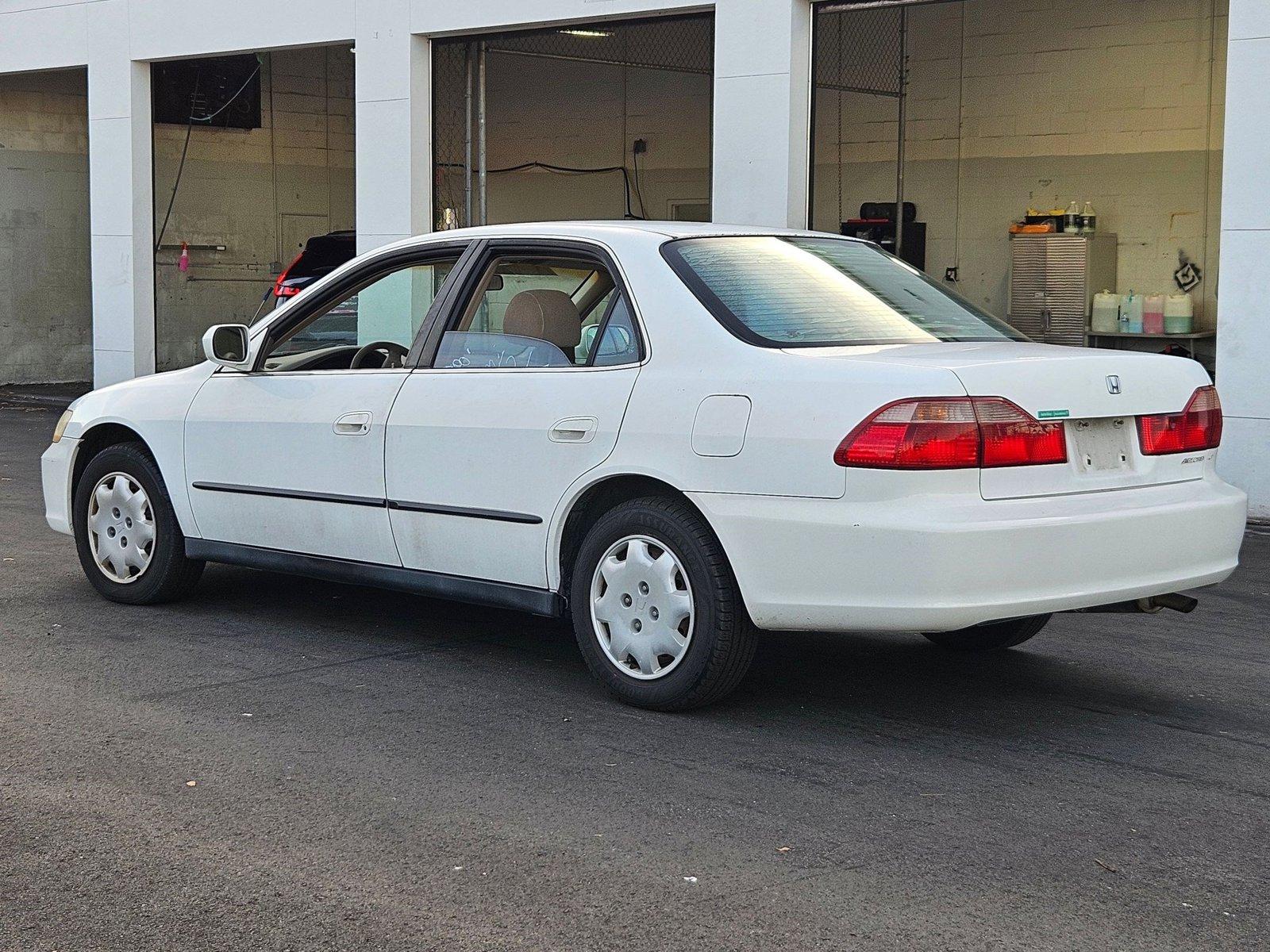 2000 Honda Accord Sedan Vehicle Photo in Clearwater, FL 33764