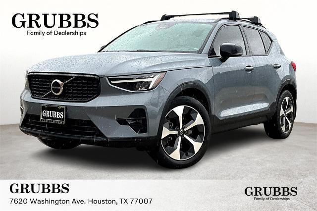 2023 Volvo XC40 Vehicle Photo in Houston, TX 77007