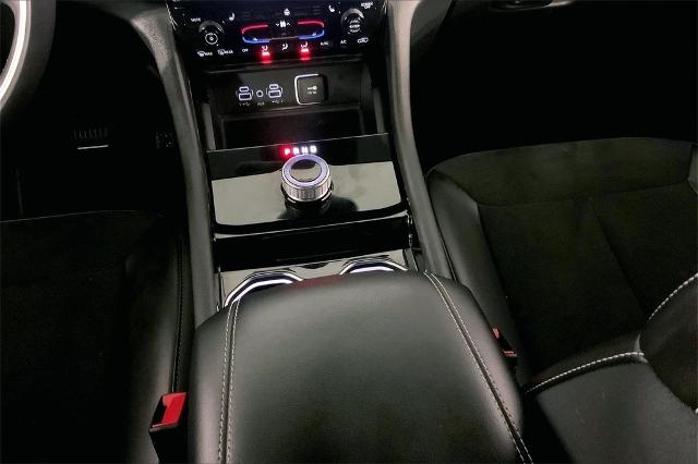 2023 Jeep Grand Cherokee Vehicle Photo in Kansas City, MO 64114