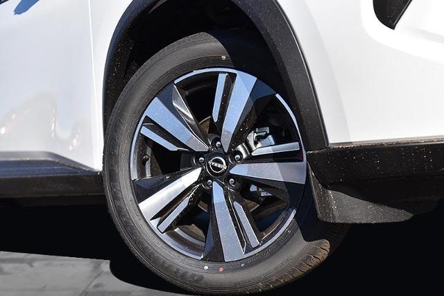 2025 Nissan Rogue Vehicle Photo in Ballwin, MO 63011