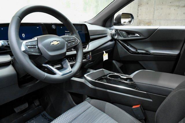 2025 Chevrolet Equinox Vehicle Photo in EVERETT, WA 98203-5662