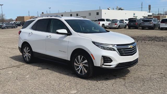 Used 2022 Chevrolet Equinox Premier with VIN 3GNAXNEVXNS220416 for sale in Sterling Heights, MI