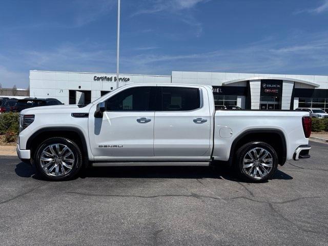 Used 2022 GMC Sierra 1500 Denali Denali with VIN 1GTUUGEL0NZ590219 for sale in Bentonville, AR