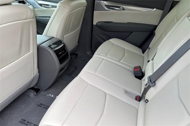 2022 Cadillac XT5 Vehicle Photo in ELK GROVE, CA 95757-8703
