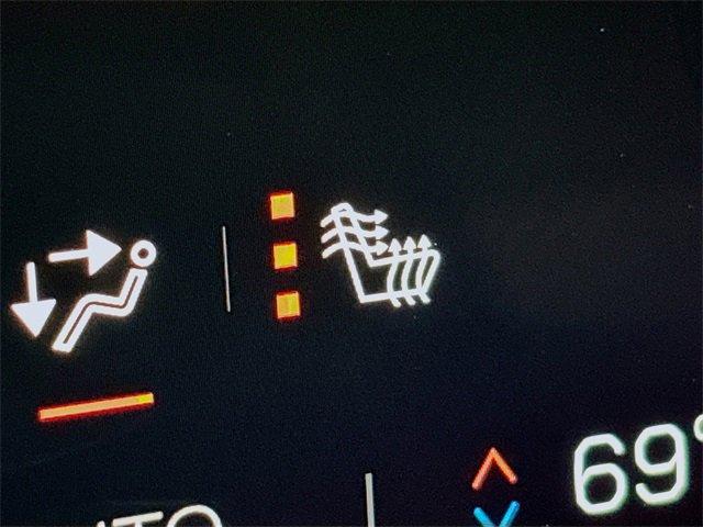 2025 GMC Acadia Vehicle Photo in PUYALLUP, WA 98371-4149