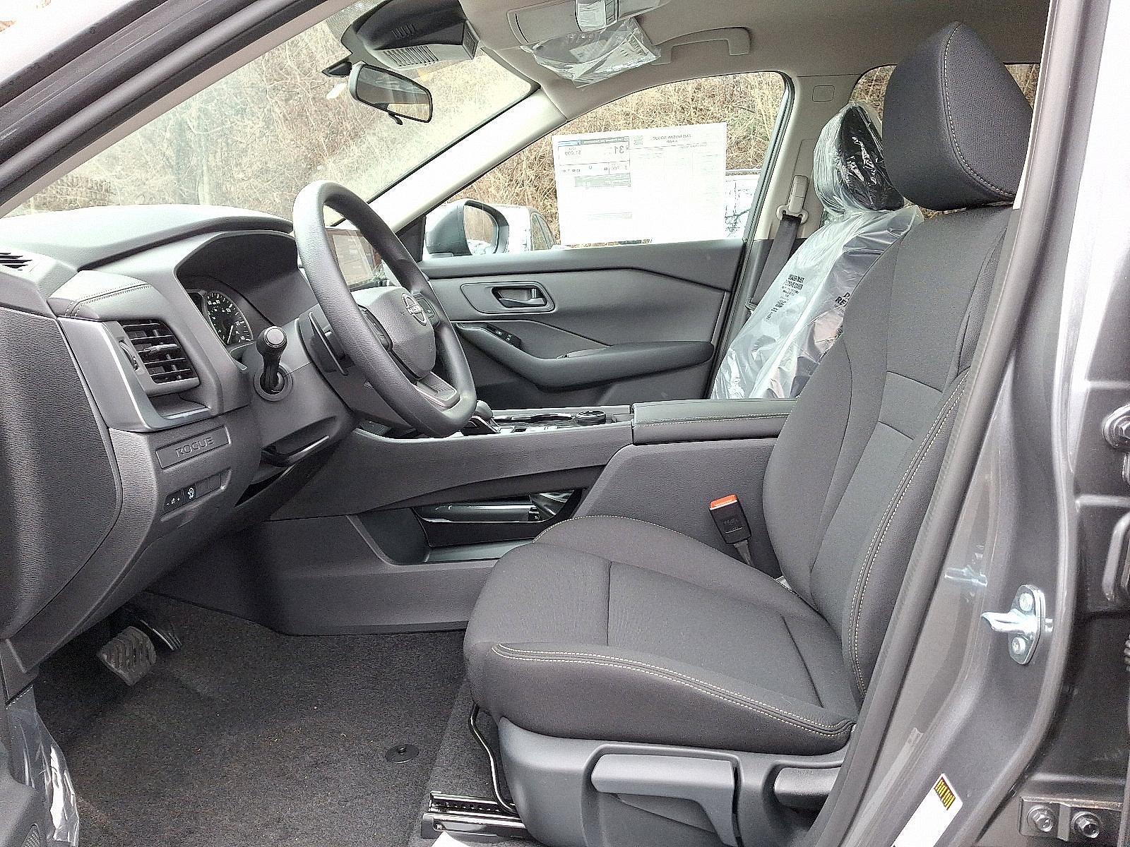 2025 Nissan Rogue Vehicle Photo in Mechanicsburg, PA 17050-2306