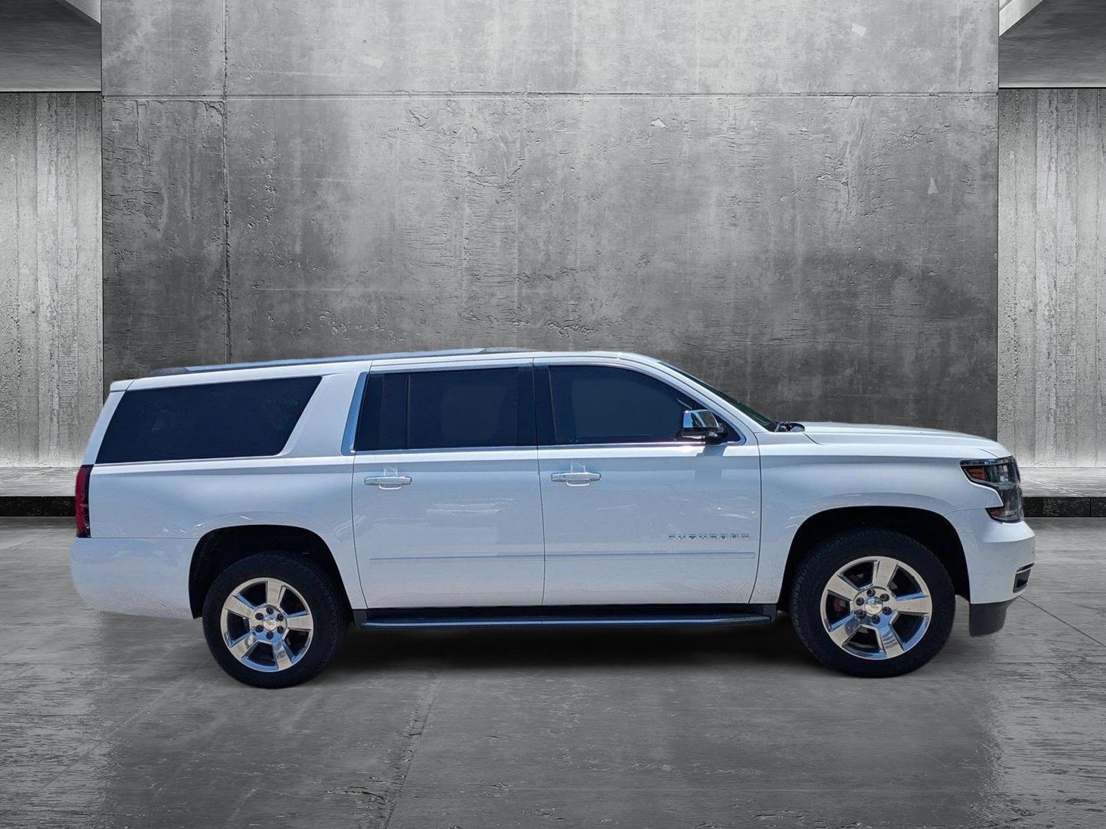 2017 Chevrolet Suburban Vehicle Photo in GREENACRES, FL 33463-3207
