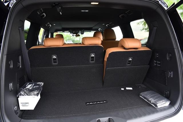 2025 Nissan Armada Vehicle Photo in Ballwin, MO 63011