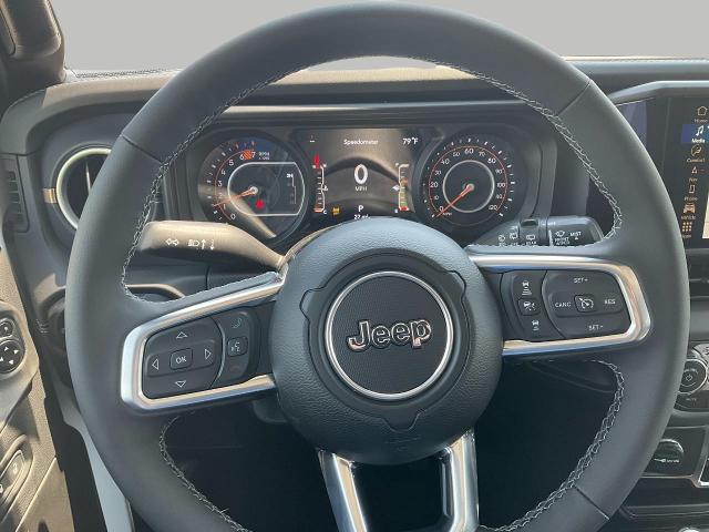 2025 Jeep Wrangler Vehicle Photo in Kaukauna, WI 54130