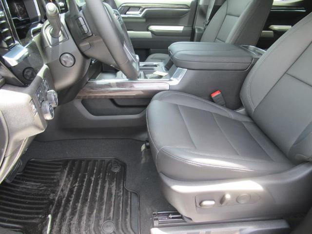 2025 Chevrolet Silverado 1500 Vehicle Photo in LEESBURG, FL 34788-4022