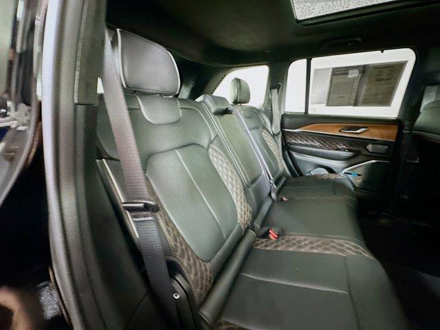 2023 Jeep Grand Cherokee Vehicle Photo in Doylsetown, PA 18901