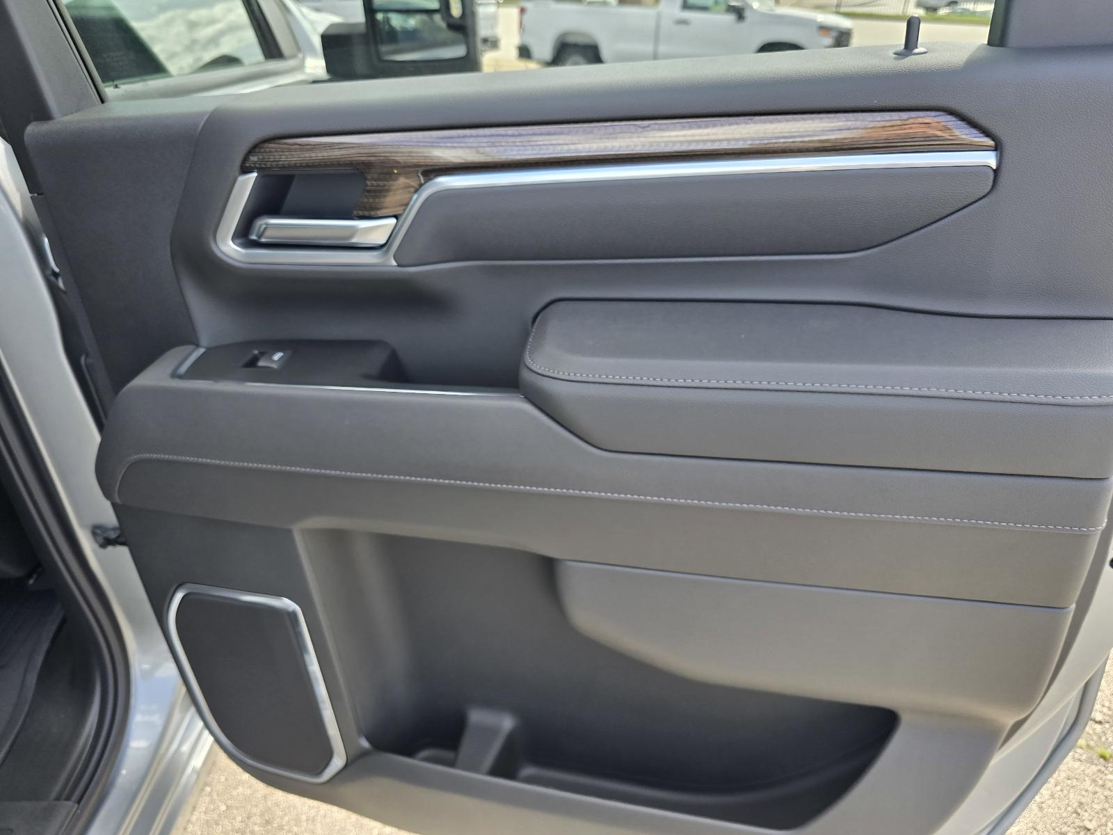 2025 Chevrolet Silverado 2500 HD Vehicle Photo in Rolla, MO 65401