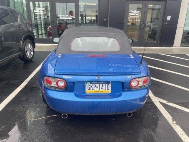 2006 Mazda MX-5 Miata Vehicle Photo in Harrisburg, PA 17111