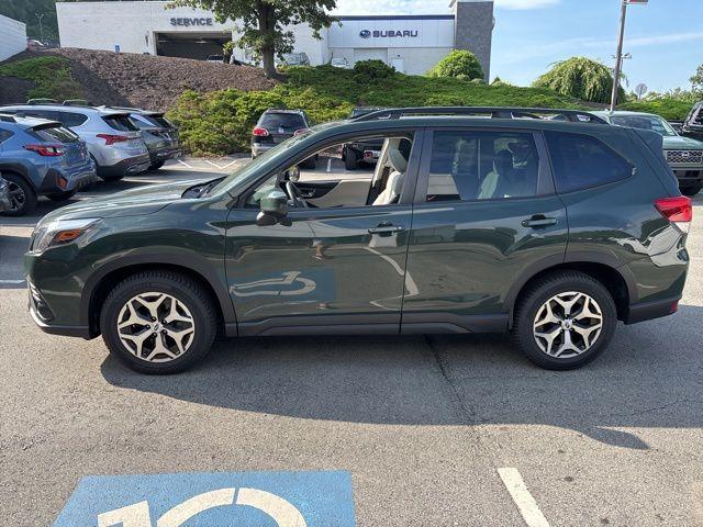 2022 Subaru Forester Vehicle Photo in Pleasant Hills, PA 15236