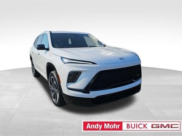 2025 Buick Enclave Vehicle Photo in Fishers, IN 46038