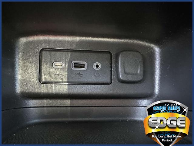 2021 Chevrolet Equinox Vehicle Photo in Roslyn, NY 11576