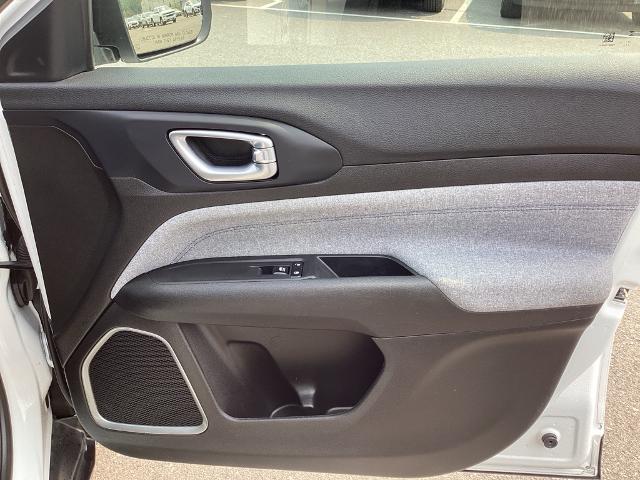 2024 Jeep Compass Vehicle Photo in Gardner, MA 01440
