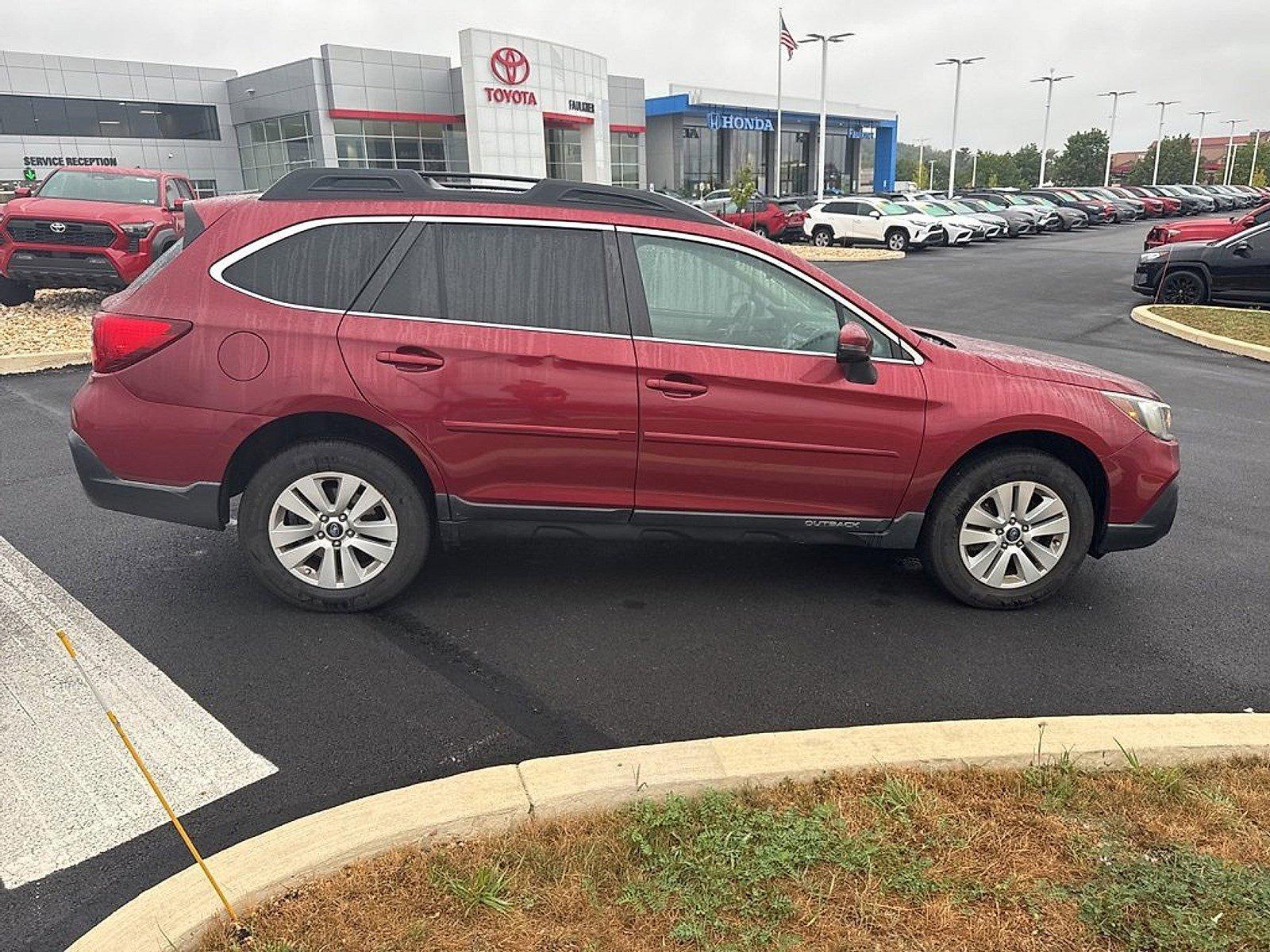 2018 Subaru Outback Vehicle Photo in Harrisburg, PA 17111