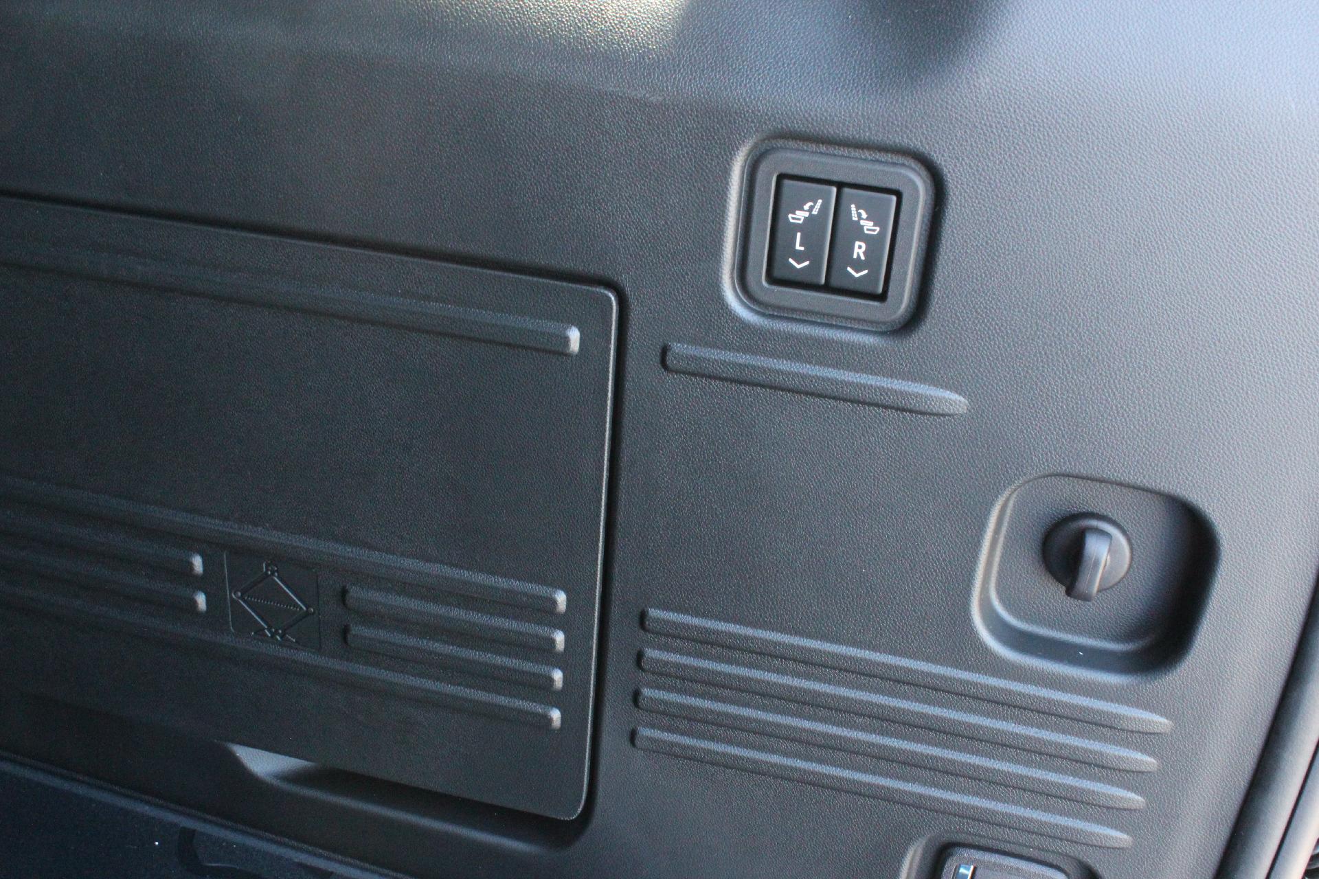 2024 GMC HUMMER EV SUV Vehicle Photo in AURORA, CO 80012-4011