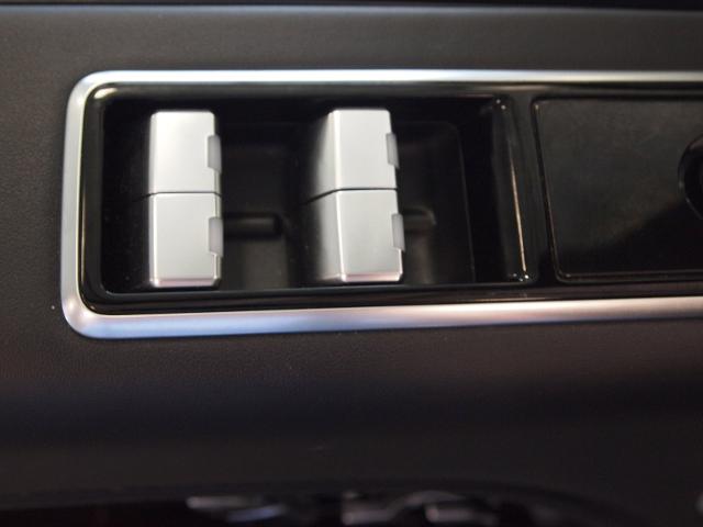 2018 Land Rover Range Rover Vehicle Photo in MADISON, IN 47250-1611