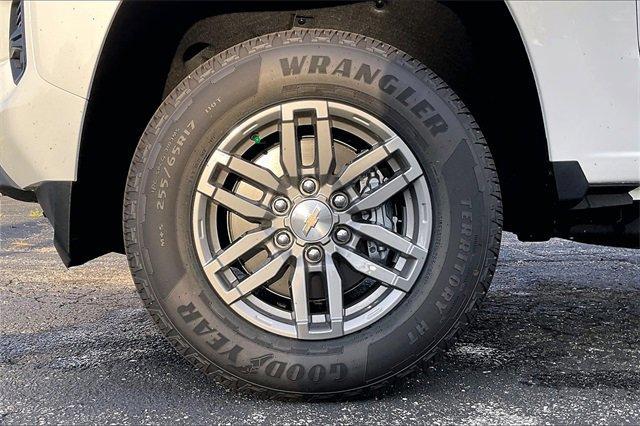 2024 Chevrolet Colorado Vehicle Photo in KANSAS CITY, MO 64114-4502