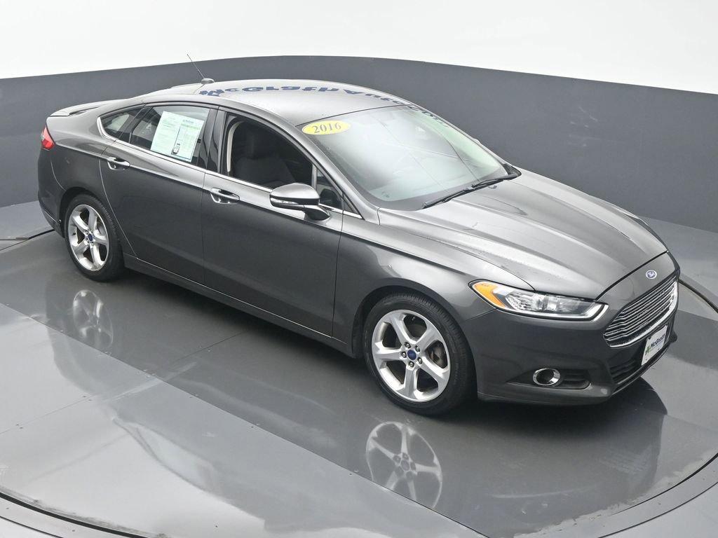 2016 Ford Fusion Vehicle Photo in Cedar Rapids, IA 52402