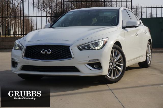 Select 2021 INFINITI Q50