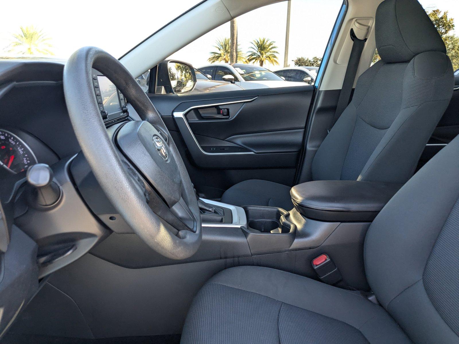 2020 Toyota RAV4 Vehicle Photo in Winter Park, FL 32792