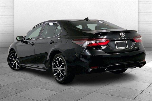 2022 Toyota Camry Vehicle Photo in INDEPENDENCE, MO 64055-1314